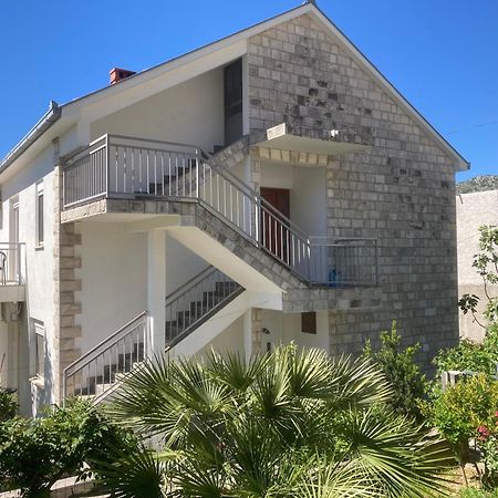 Guest House Konak Kod Danke Требинье Экстерьер фото